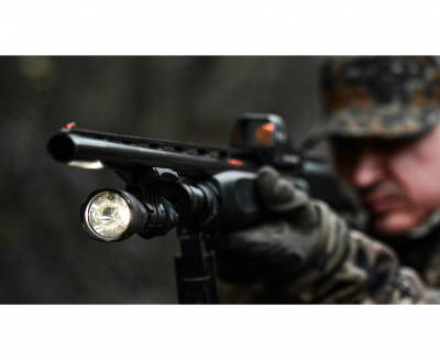 Фонарь тактический Armytek Dobermann Hunting Kit (Холодный свет) 1050 лм (фонарь+ 18650+ЗУ+ выносная кнопка+ магнитное подствольное крепление+ сетевой адаптер) — интернет-магазин «Комбат»