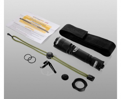 Фонарь тактический Armytek Dobermann XP-L HI Теплый, 977 лм, 1x18650 или 2xCR123A — интернет-магазин «Комбат»